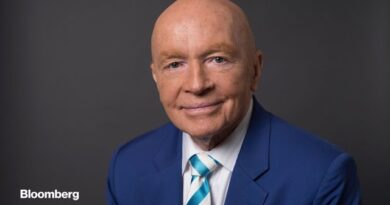 Mark Mobius Sees Bargains in India, Turkey