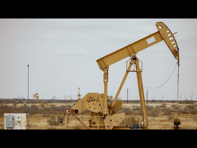 Oil Heads for Fourth Weekly Gain