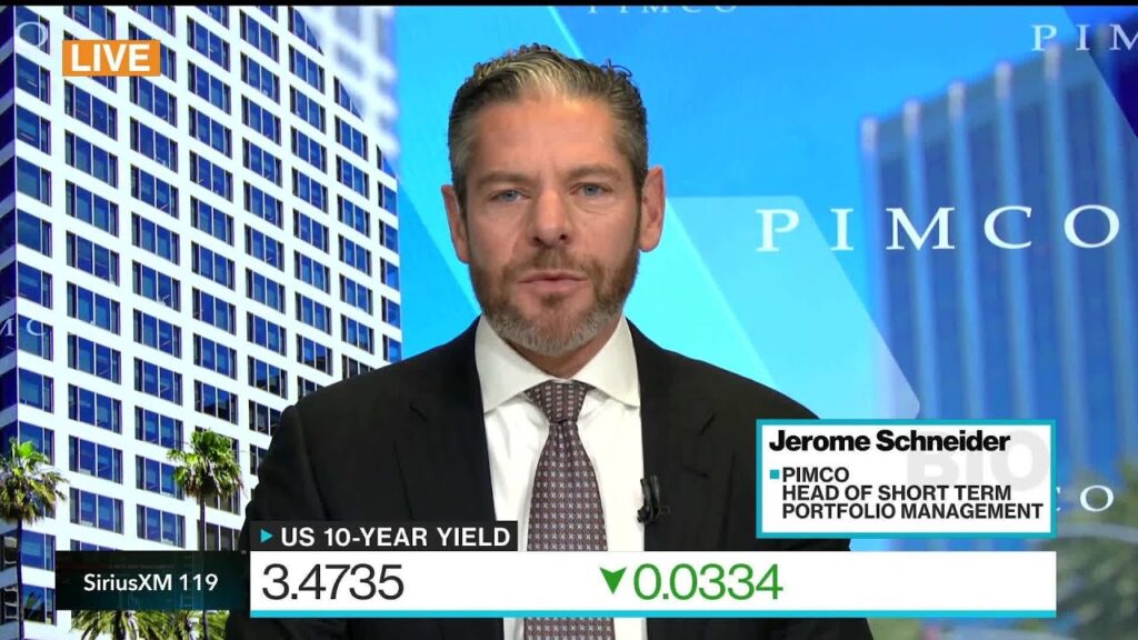 Pimco’s Schneider Sees Value at Front End of Yield Curve