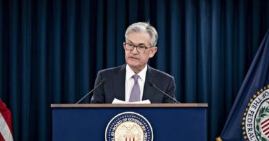 Powell: Fed Strongly Committed to Goals as Economy Picks Up