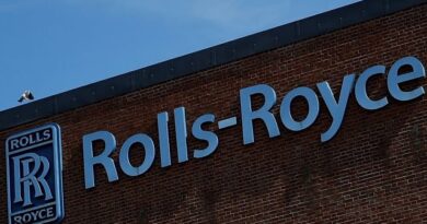 Rolls-Royce Plans to Raise .5 Billion in New Financing