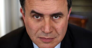 Roubini Warns of Stagflation From Negative Supply Shocks