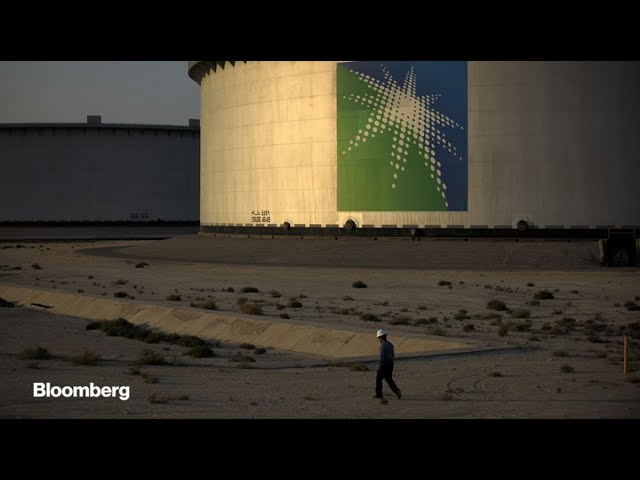 Saudi Aramco Keeps Dividend Even as Oil Crisis Hits Profit