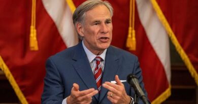 Texas Governor Abbott Makes Face Masks Compulsory