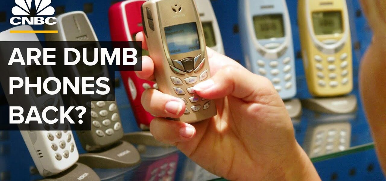 The Rise Of Dumb Phones