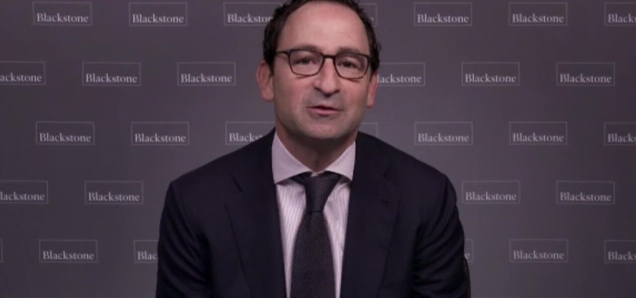 Blackstone’s Gray Says He’s Eyeing UK Assets Amid Dislocations