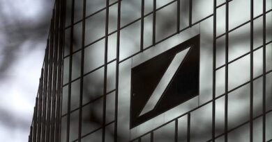 Deutsche Bank Favors Europe Stocks Vs. US in Longer Term