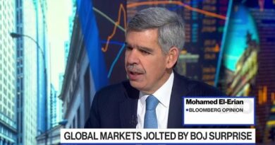 El-Erian Says BOJ Yield Pivot Is ‘Quite Smart’