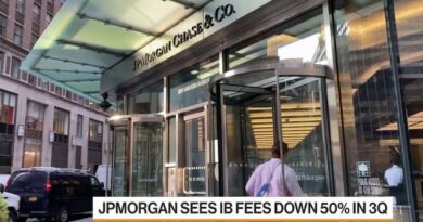 JPM Investment-Banking Fees Could Fall 50% This Quarter