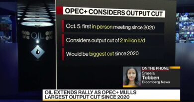 Oil Extends Rally in NY as OPEC+ Mulls Largest Output Cut Since 2020