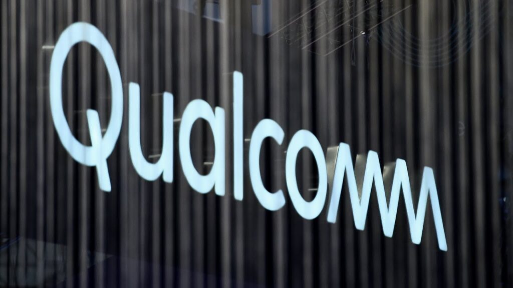 Qualcomm Slumps as Smartphone Weakness Persists