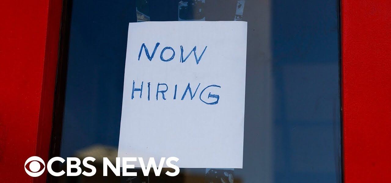 Job market remains strong, Labor Department data shows