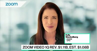 Zoom CFO: Customers Are Sticking With Zoom